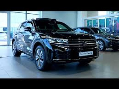 TOUAREG NOIR R 3